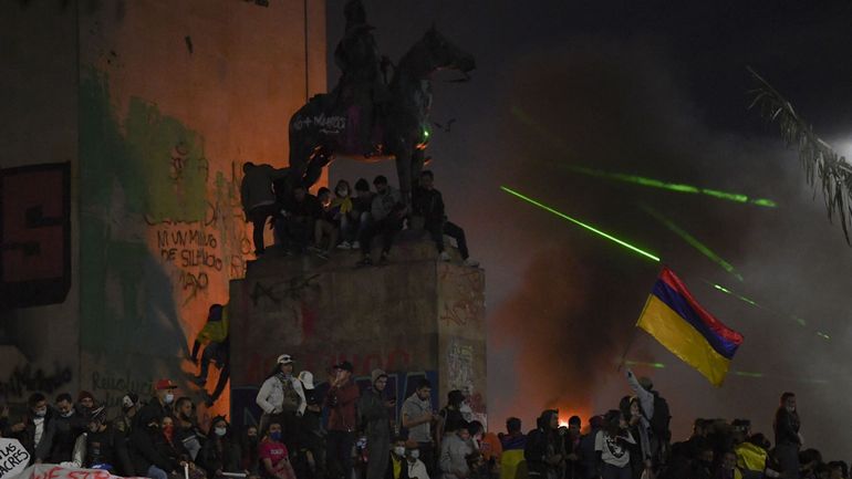 Colombie: les manifestations contre la répression policière tournent au chaos dans le sud