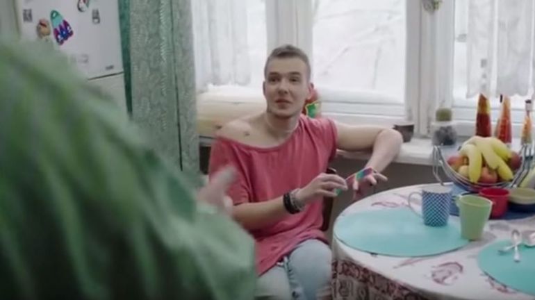 Russie: une vidéo homophobe brandit la 
