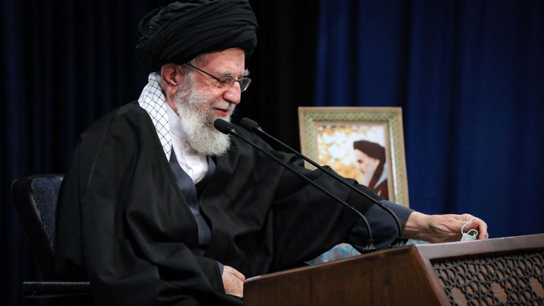 Iran: un compte Twitter de Khamenei appelle à venger Soleimani et menace Trump
