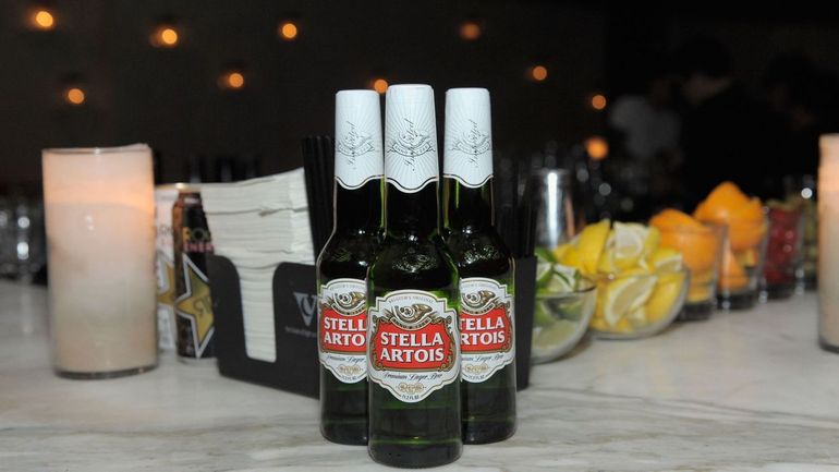 AB InBev veut relancer la consommation de la Stella Artois en Belgique, tout en transférant sa production aux Etats-Unis