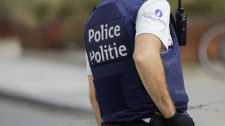 La police de Bruxelles est intervenue pour un 3e rassemblement massif de personnes samedi