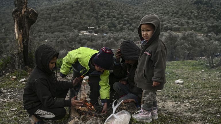 La Grèce refuse de soigner des enfants réfugiés gravement malades à Lesbos, dénonce MSF