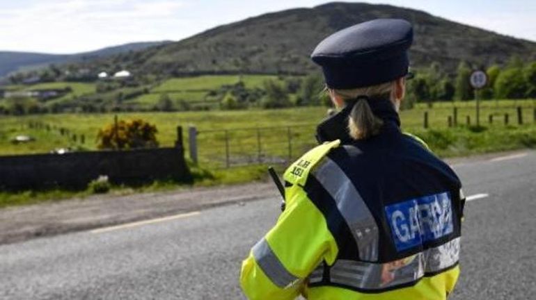 Irlande du Nord: une bombe découverte sous la voiture d'une policière