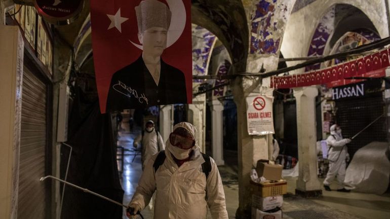Coronavirus en Turquie : plus de 1500 personnes contaminées et 37 décès recensés