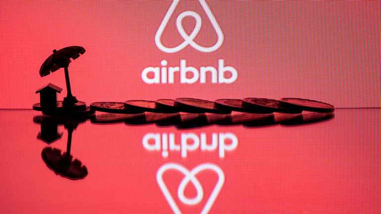 Coronavirus dans le monde : Airbnb bannira les fêtards qui 
