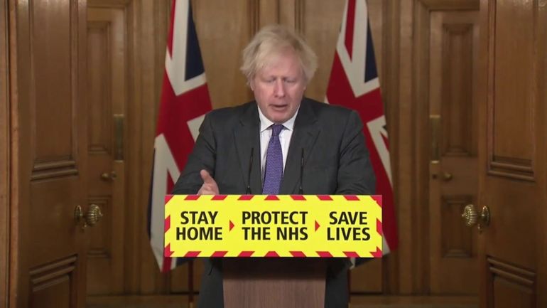 Des premières analyses suggèrent que le variant britannique du coronavirus pourrait être plus mortel, déclare Boris Johnson