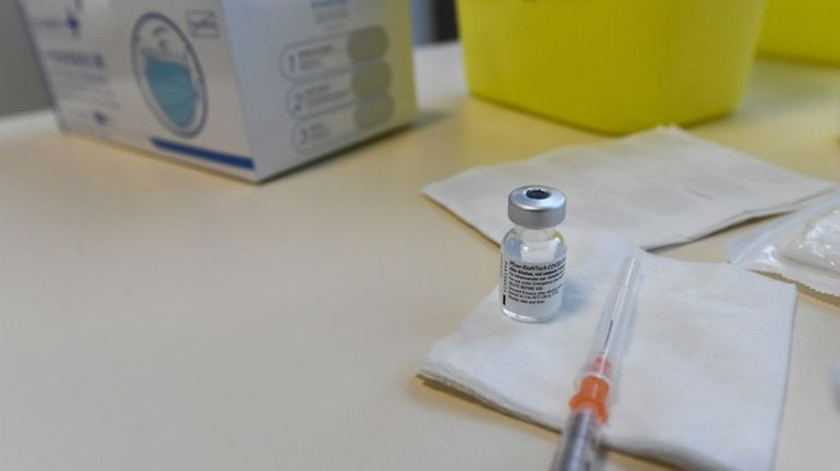 Vaccin contre le coronavirus : BioNTech prévoit d'augmenter sa production en Europe