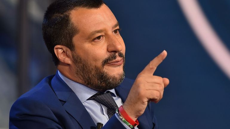 Italie: gros règlement de compte entre le journaliste Savione et le ministre Salvini