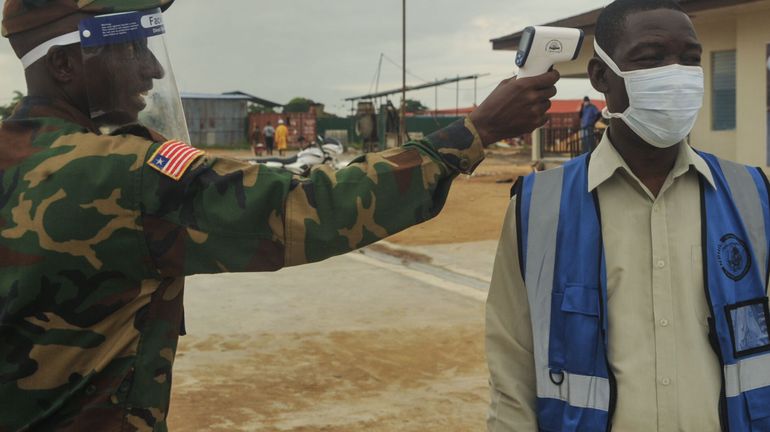 Ebola en RDC : la barre de 100 cas franchie en RDC, avec 43 morts depuis juin