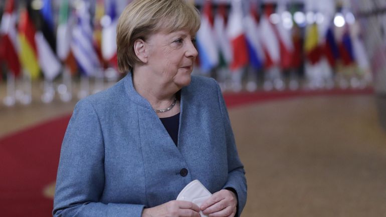 Sommet européen : Merkel appelle à 
