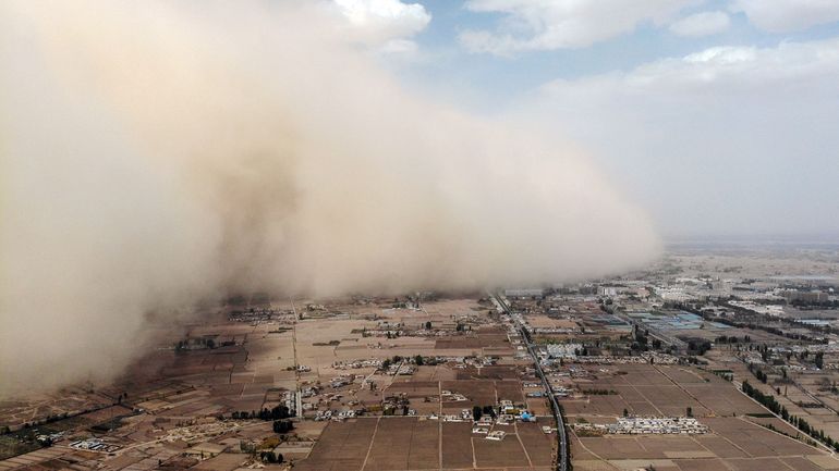 Chine : un nuage de sable apocalyptique 