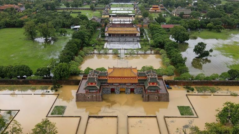 Au moins 18 morts et près de 46.000 évacués suite à des inondations au Vietnam