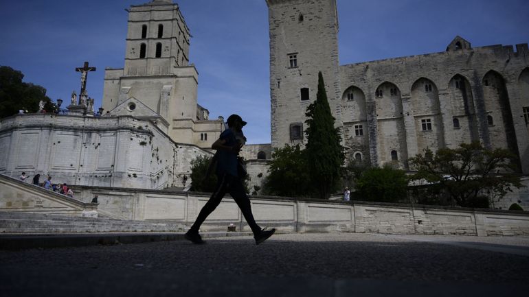 À Avignon, une autre tentative d'attaque au couteau, l'assaillant est abattu