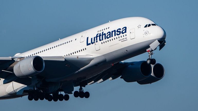 Le gouvernement allemand et Lufthansa trouvent un accord sur une aide de plusieurs milliards