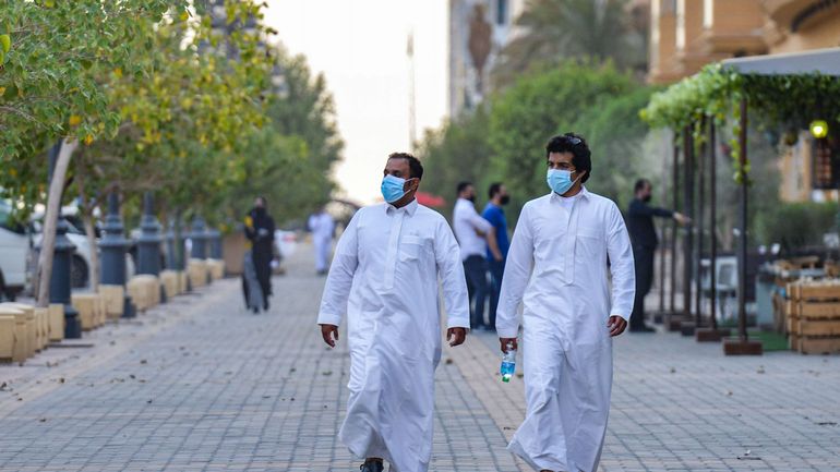 Coronavirus en Arabie saoudite : levée des restrictions malgré un pic de contaminations