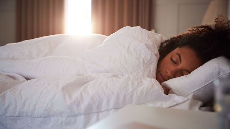 Confinement, télétravail: comment garder une bonne qualité de sommeil?