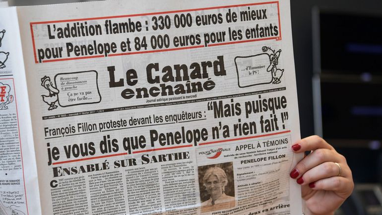 Dernier journal français à n'exister qu'en version papier, le Canard enchaîné cède et se met au numérique
