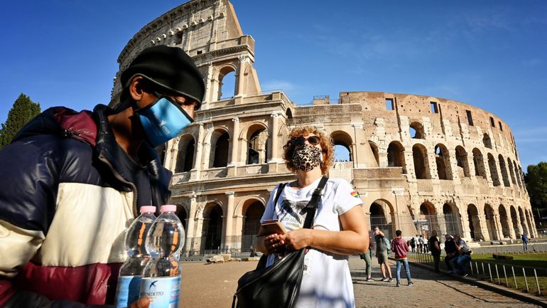 Coronavirus en Italie : plus de 7300 infections quotidiennes, un record