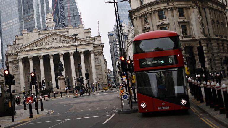 Le Royaume-Uni investit trois milliards de livres pour relancer le transport en bus
