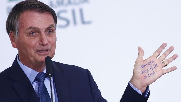 Brésil : Jair Bolsonaro lance un appel à manifester& en sa faveur