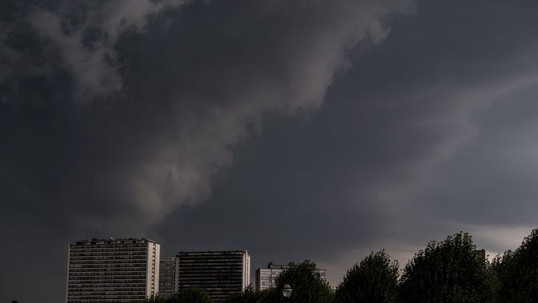 Intempéries : alerte jaune sur tout le pays à cause des pluies abondantes