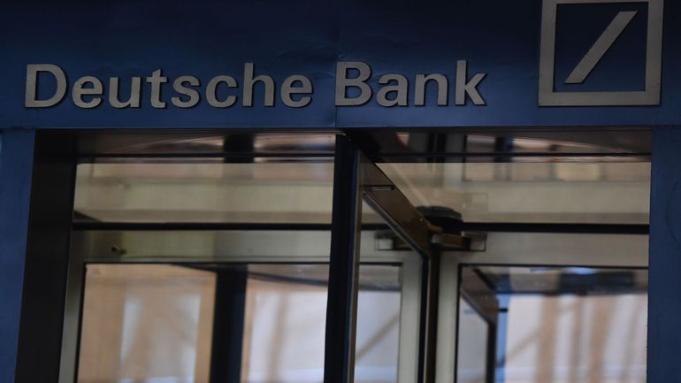 Deutsche Bank mis à l'amende pour ses relations avec Jeffrey Epstein