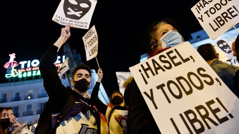Emeutes et protestations en Espagne : la liberté d'expression est-elle en danger ?