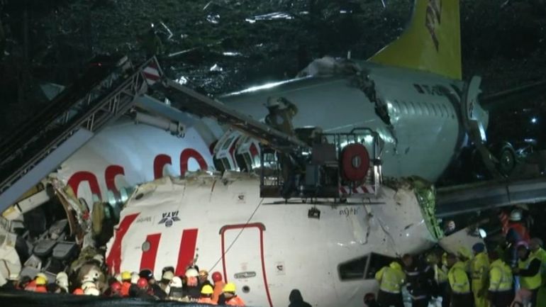 Accident d'avion à Istanbul: enquête ouverte contre les pilotes