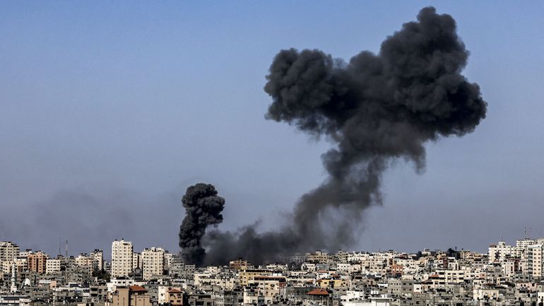 Le Hamas tire quinze roquettes en direction d'un réacteur nucléaire israélien