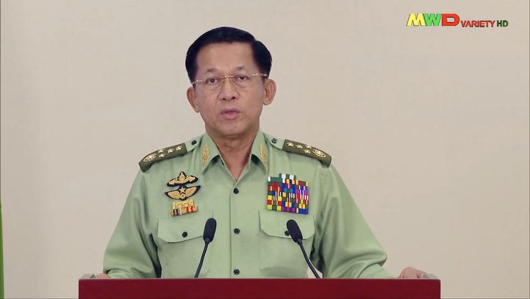 Birmanie: Min Aung Hlaing, putschiste à 6 mois de la retraite