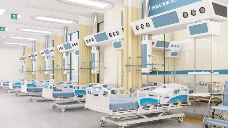 Saturation des hôpitaux à cause du Covid-19 : comment la Belgique peut-elle y faire face ?