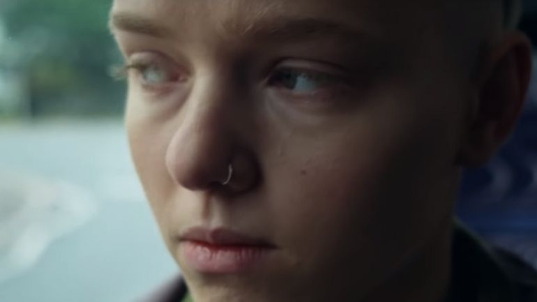 Regardez la pub Starbucks avec un jeune homme trans qui émeut la Grande-Bretagne