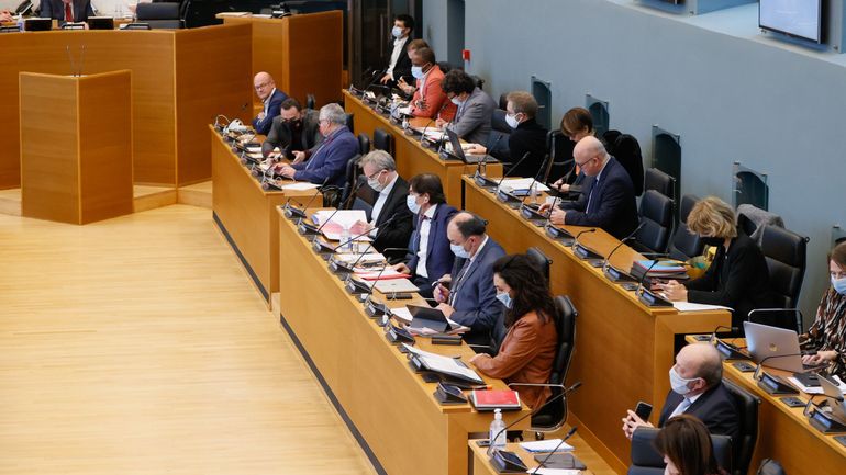 Le parlement wallon adopte à l'unanimité une résolution encourageant les monnaies locales