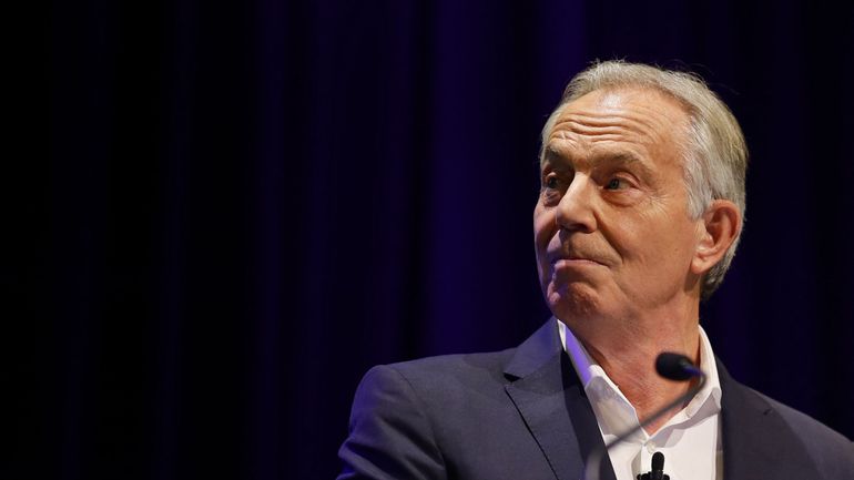 Irlande du Nord: Blair appelle à créer une commission de réconciliation
