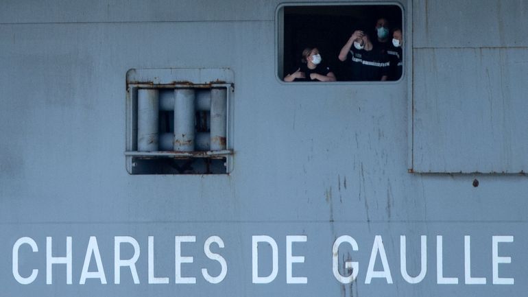 Coronavirus : comment le porte-avions Charles-de-Gaulle est-il passé de 50 à 700 contaminations ?