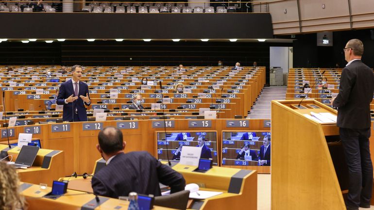 Passe d'armes entre Alexander De Croo et Raoul Hedebouw : 