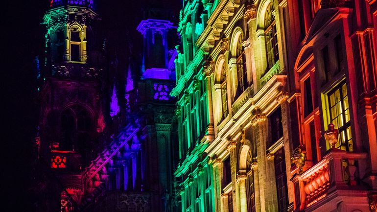 Journée contre l'homophobie : le Palais d'Egmont illuminé aux couleurs de l'arc-en-ciel dès dimanche
