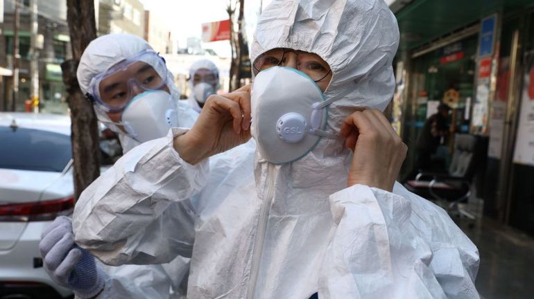 Coronavirus: plus faible nombre de contagions en plus d'un mois en Chine, inquiétudes en Corée du Sud