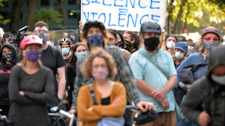 L'arrestation de manifestants par des agents fédéraux américains fait scandale