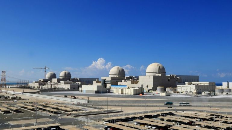 Emirats: feu vert à l'exploitation de la première centrale nucléaire arabe