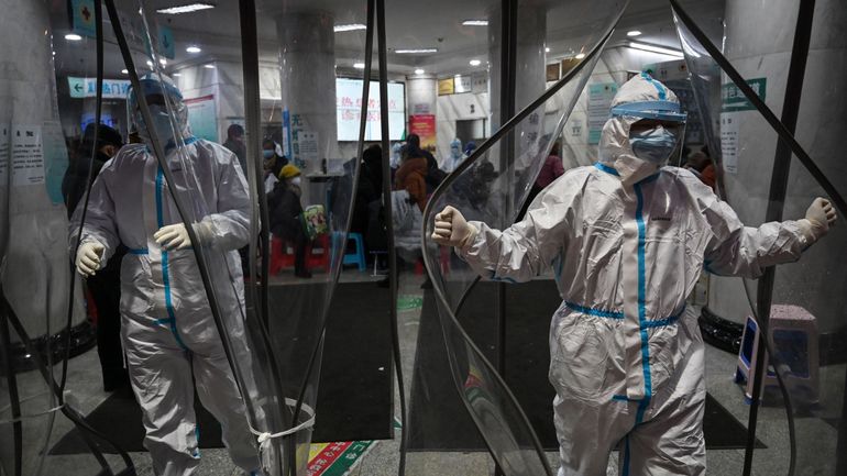Coronavirus: les Etats-Unis et le Japon annoncent qu'ils vont évacuer leurs ressortissants de Wuhan