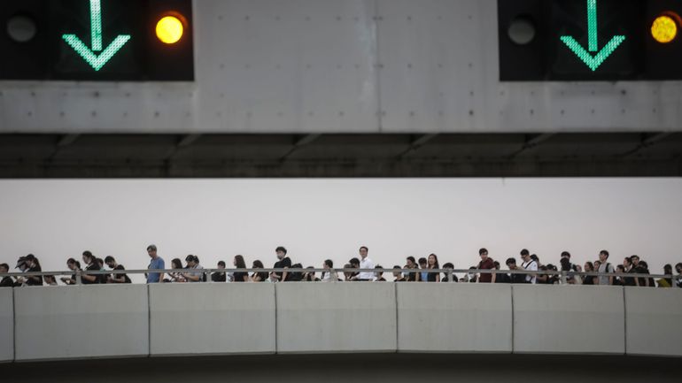 Mouvement de contestation à Hong Kong : l'aéroport rouvert, les manifestants promettent de revenir
