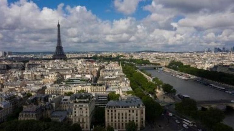 La Tour Eiffel rendra hommage tous les soirs aux personnes mobilisées
