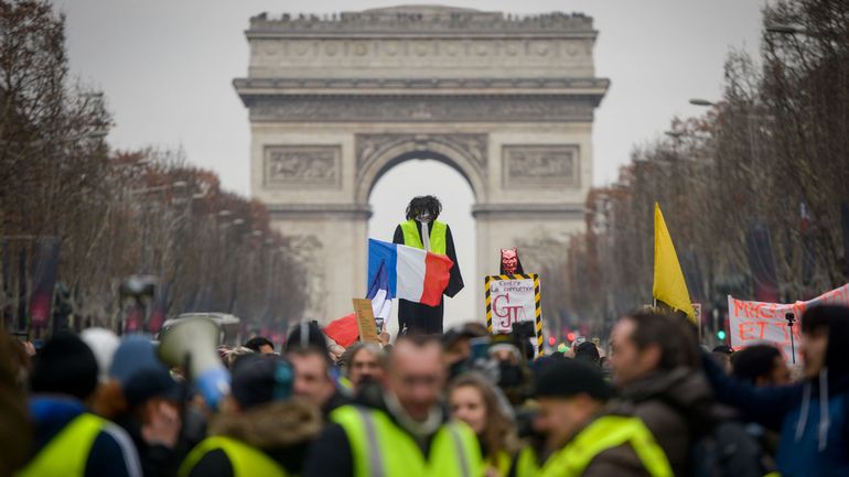 Gilets jaunes en France : le préfet veut éviter 