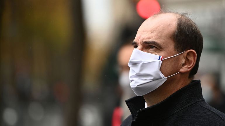 Coronavirus : face à la crise sanitaire, l'exécutif français propose un report des élections régionales à juin