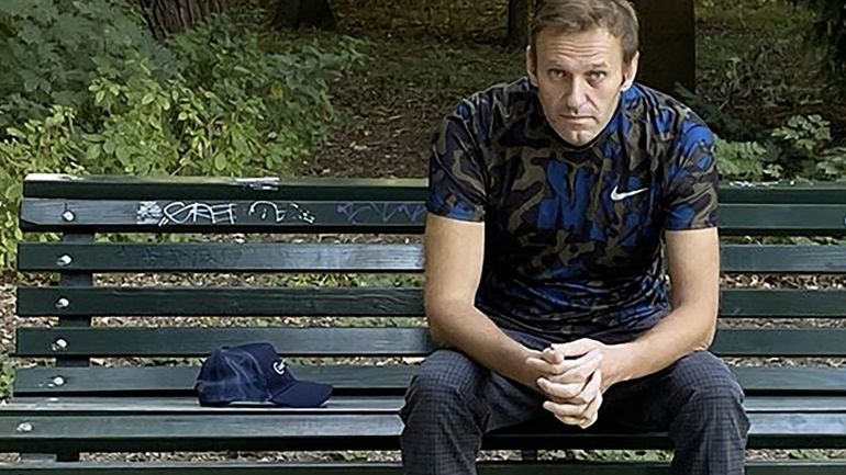 Empoisonnement de Navalny : l'UE sanctionne des responsables russes haut placés, proches de Poutine