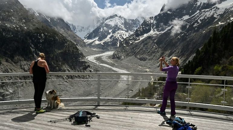 Tourisme : dans la vallée du Mont-Blanc, Megève sourit, Chamonix s'inquiète