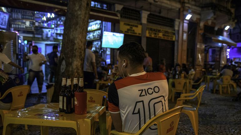Coronavirus au Brésil: réouverture des bars et restaurants à Rio de Janeiro