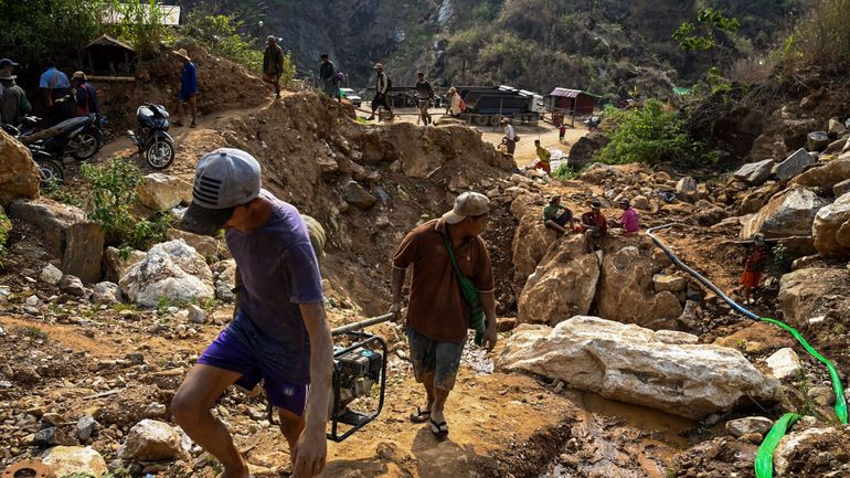 Birmanie: au moins 50 morts dans un glissement de terrain