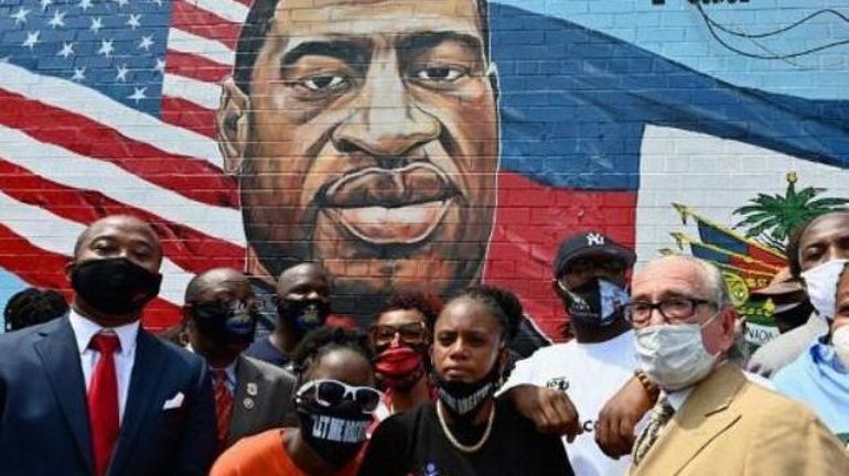 Violences policières contre les Afro-Américains : George Floyd, l'accusation exigera des peines très lourdes pour les policiers responsables